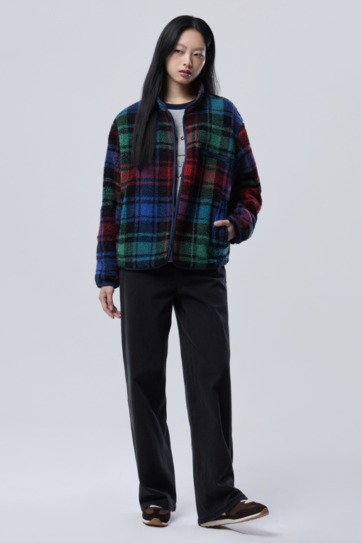 https://img.benettonmall.com/PARTS/KB/26F/BAJPE3661BL_MB_M5.jpg