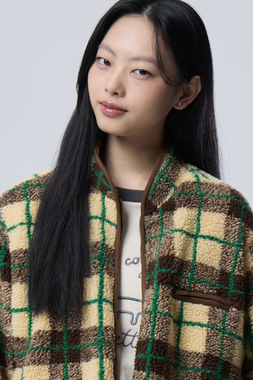 https://img.benettonmall.com/PARTS/KB/26F/BAJPE3661BR_MB_M2.jpg