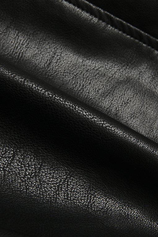 https://img.benettonmall.com/PARTS/KB/26F/BAJPE5661BK_MB_D6.jpg