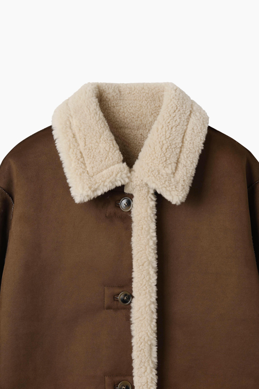 https://img.benettonmall.com/PARTS/KB/26F/BAJPE6661BR_MB_D2.jpg