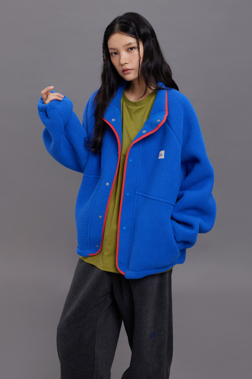 https://img.benettonmall.com/PARTS/KB/26F/BAJPG1661BL_MB_M0.jpg