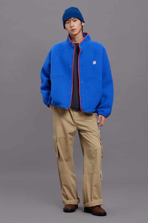 https://img.benettonmall.com/PARTS/KB/26F/BAJPG1661BL_MB_M10.jpg
