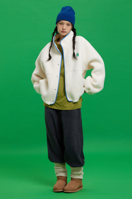 https://img.benettonmall.com/PARTS/KB/26F/BAJPG1661IV_MB_M0.jpg