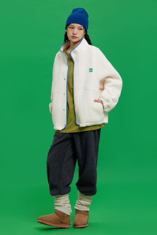 https://img.benettonmall.com/PARTS/KB/26F/BAJPG1661IV_MB_M1.jpg