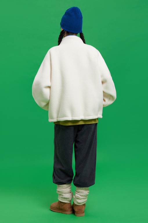 https://img.benettonmall.com/PARTS/KB/26F/BAJPG1661IV_MB_M2.jpg