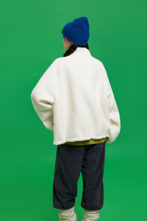 https://img.benettonmall.com/PARTS/KB/26F/BAJPG1661IV_MB_M6.jpg