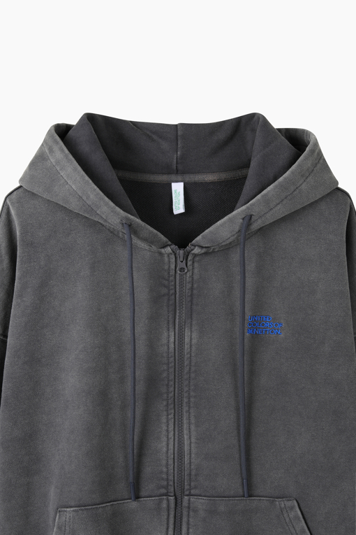 https://img.benettonmall.com/PARTS/KB/26F/BAJPG2661GR_MB_D2.jpg