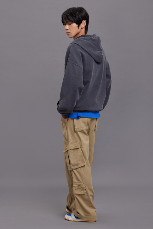 https://img.benettonmall.com/PARTS/KB/26F/BAJPG2661GR_MB_M8.jpg