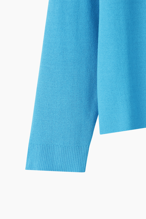 https://img.benettonmall.com/PARTS/KB/26F/BAKC05641BL_MB_D3.jpg