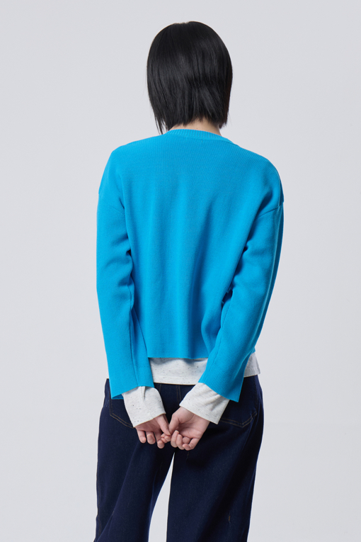 https://img.benettonmall.com/PARTS/KB/26F/BAKC05641BL_MB_M1.jpg?cb=1788777022