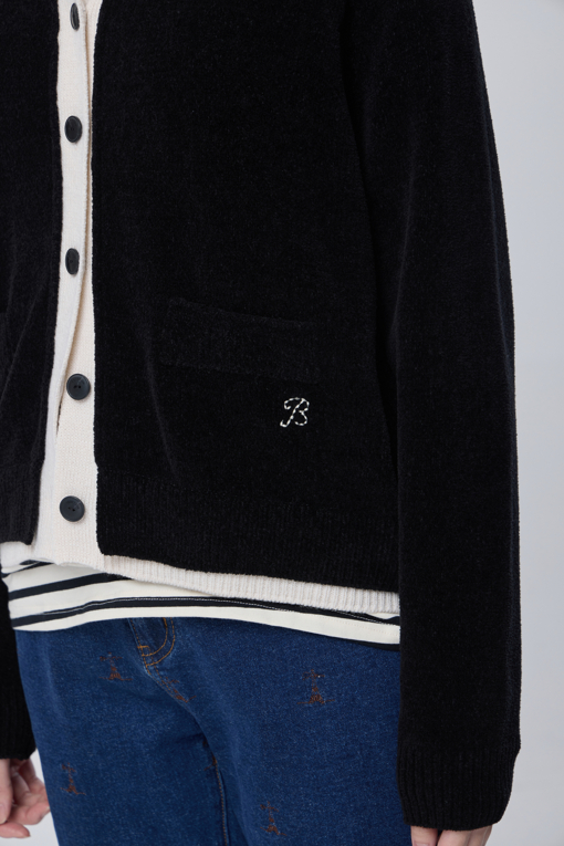 https://img.benettonmall.com/PARTS/KB/26F/BAKC07641BK_MB_M4.jpg?cb=1788777022