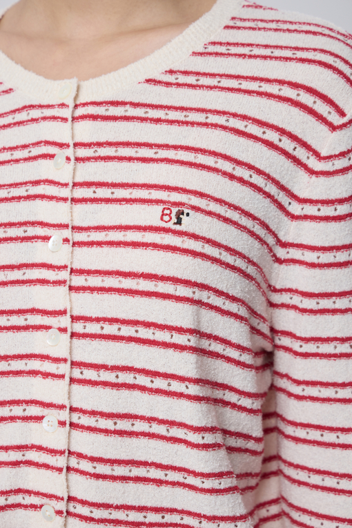 https://img.benettonmall.com/PARTS/KB/26F/BAKC31641RD_MB_M4.jpg?cb=1788777022