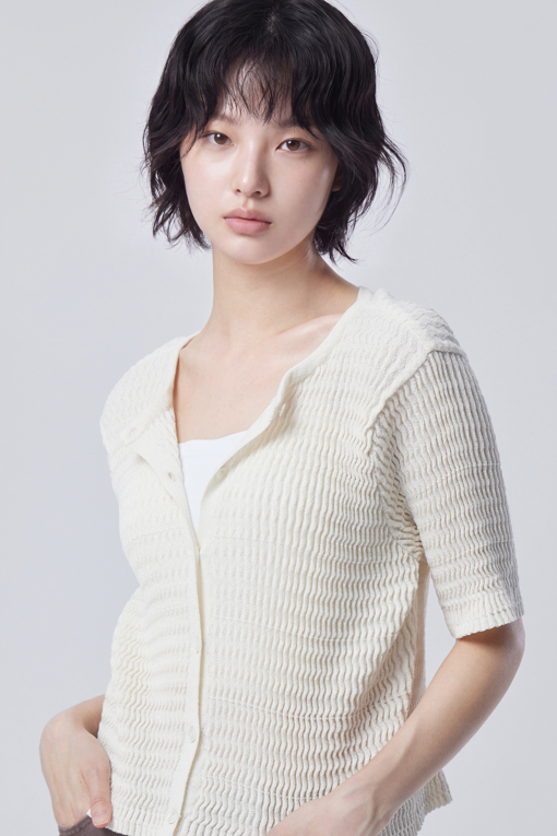 https://img.benettonmall.com/PARTS/KB/26F/BAKC32641IV_MB_D2.jpg?cb=1788777022