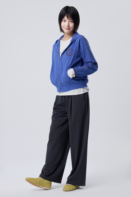 https://img.benettonmall.com/PARTS/KB/26F/BAKC34641BL_MB_M5.jpg?cb=1788777022