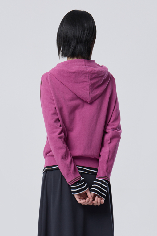 https://img.benettonmall.com/PARTS/KB/26F/BAKC34641VO_MB_M1.jpg?cb=1788777022