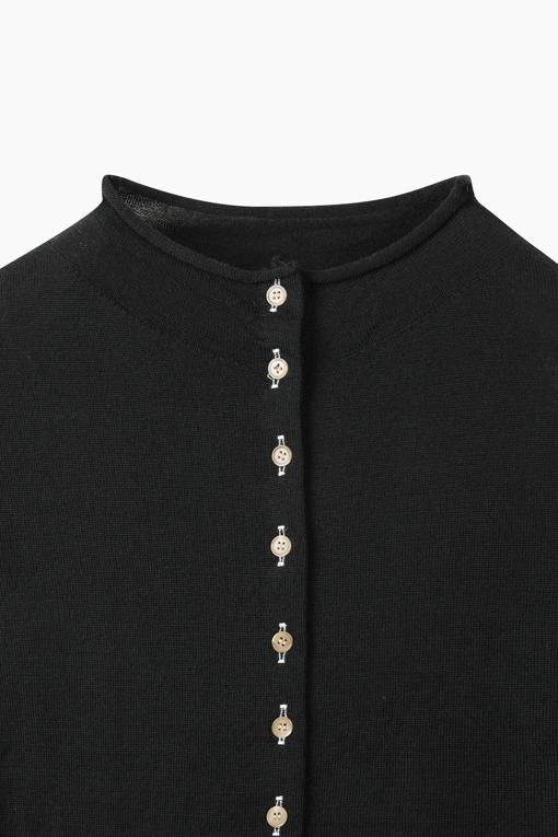 https://img.benettonmall.com/PARTS/KB/26F/BAKC35641BK_MB_D2.jpg