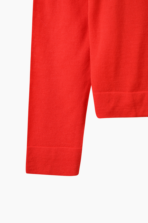 https://img.benettonmall.com/PARTS/KB/26F/BAKC35641RD_MB_D3.jpg