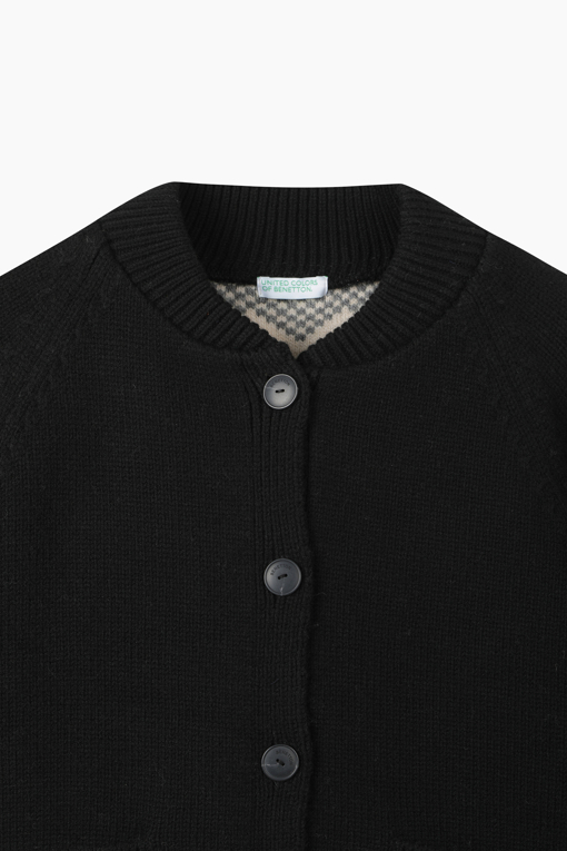 https://img.benettonmall.com/PARTS/KB/26F/BAKC50661BK_MB_D2.jpg?cb=1788777022