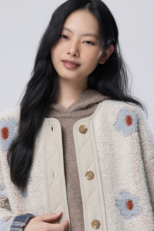 https://img.benettonmall.com/PARTS/KB/26F/BAKC55661IV_MB_M2.jpg