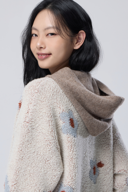 https://img.benettonmall.com/PARTS/KB/26F/BAKC55661IV_MB_M3.jpg