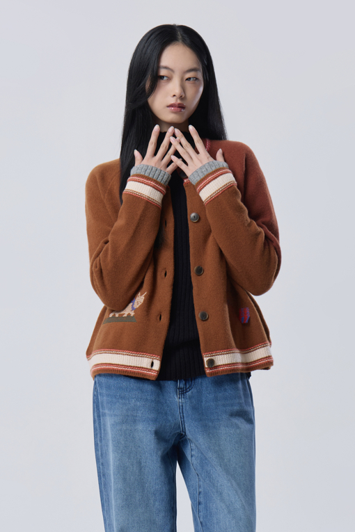 https://img.benettonmall.com/PARTS/KB/26F/BAKC62661CA_MB_M0.jpg