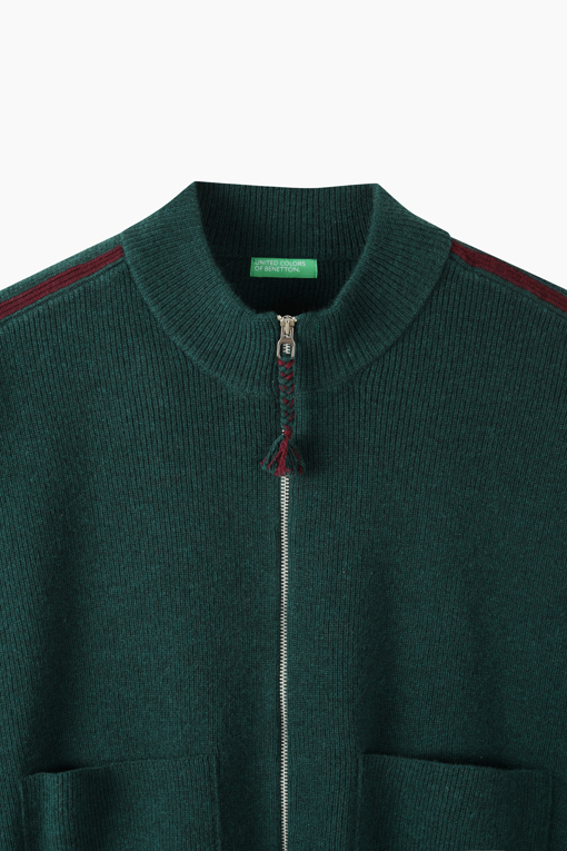 https://img.benettonmall.com/PARTS/KB/26F/BAKC63661GN_MB_D2.jpg