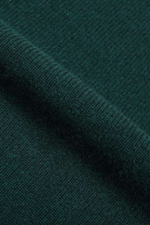 https://img.benettonmall.com/PARTS/KB/26F/BAKC63661GN_MB_D6.jpg
