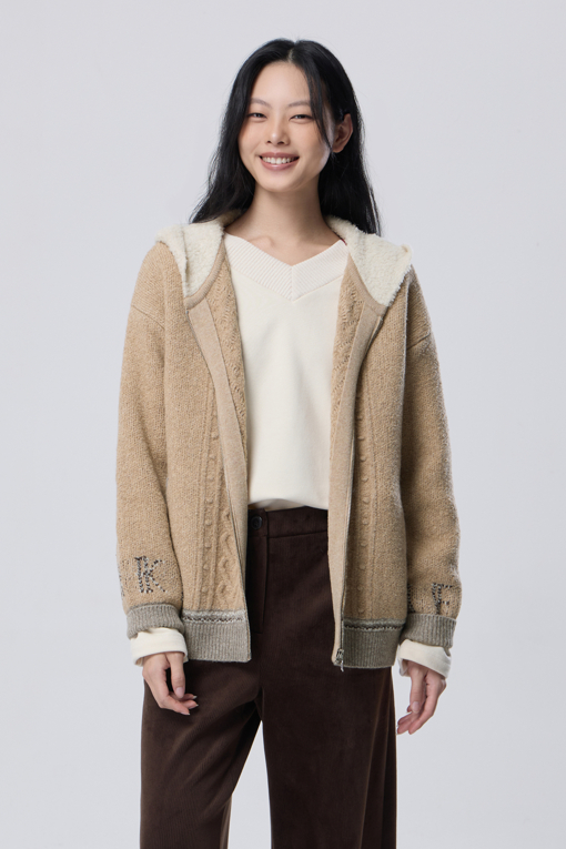 https://img.benettonmall.com/PARTS/KB/26F/BAKC66661BG_MB_M0.jpg