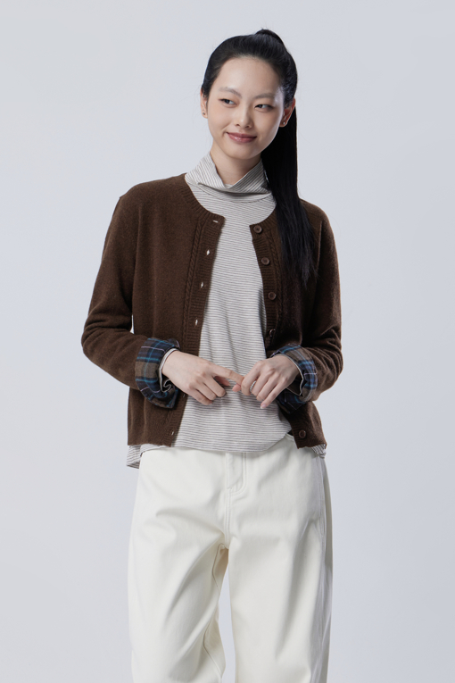 https://img.benettonmall.com/PARTS/KB/26F/BAKC74661BR_MB_M0.jpg