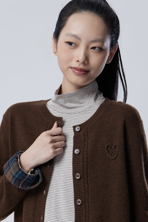 https://img.benettonmall.com/PARTS/KB/26F/BAKC74661BR_MB_M2.jpg