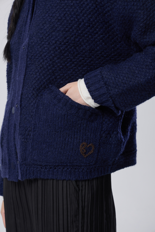 https://img.benettonmall.com/PARTS/KB/26F/BAKC75661NY_MB_M4.jpg