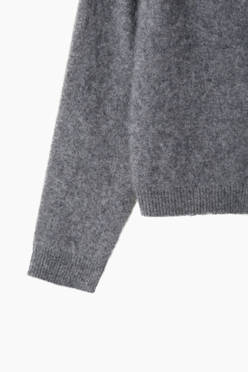 https://img.benettonmall.com/PARTS/KB/26F/BAKC81661GR_MB_D4.jpg