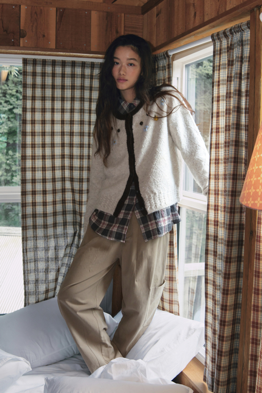 https://img.benettonmall.com/PARTS/KB/26F/BAKCE5661IV_MB_D1.jpg