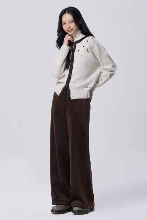 https://img.benettonmall.com/PARTS/KB/26F/BAKCE5661IV_MB_M5.jpg