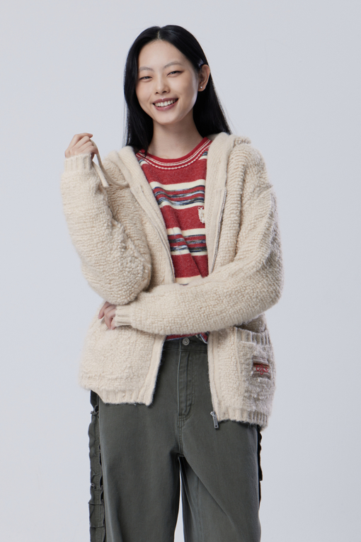 https://img.benettonmall.com/PARTS/KB/26F/BAKCE6661BE_MB_M0.jpg