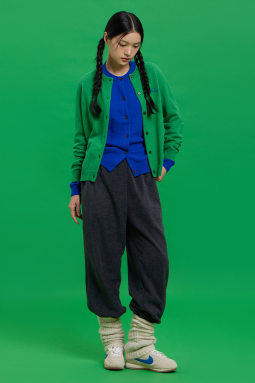 https://img.benettonmall.com/PARTS/KB/26F/BAKCG1661GN_MB_M6.jpg
