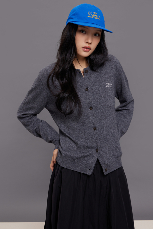 https://img.benettonmall.com/PARTS/KB/26F/BAKCG1661GR_MB_M0.jpg
