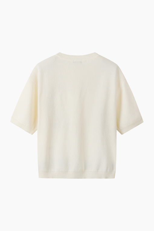 https://img.benettonmall.com/PARTS/KB/26F/BAKP02641IV_MB_D11.jpg?cb=1788777022