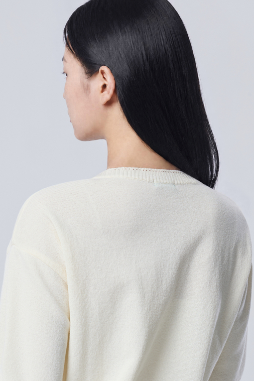 https://img.benettonmall.com/PARTS/KB/26F/BAKP02641IV_MB_D3.jpg?cb=1788777022