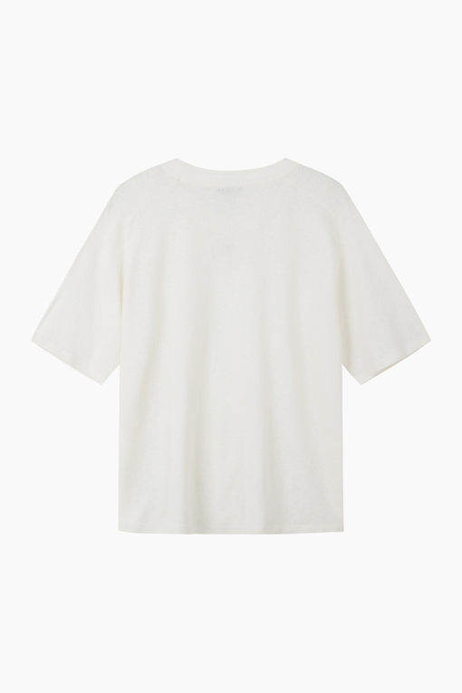 https://img.benettonmall.com/PARTS/KB/26F/BAKP30641WH_MB_D11.jpg?cb=1788777022