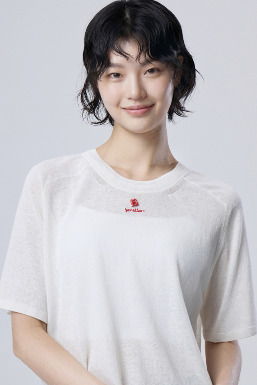 https://img.benettonmall.com/PARTS/KB/26F/BAKP30641WH_MB_D2.jpg?cb=1788777022