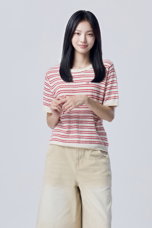 https://img.benettonmall.com/PARTS/KB/26F/BAKP31641RD_MB_D0.jpg?cb=1788777022