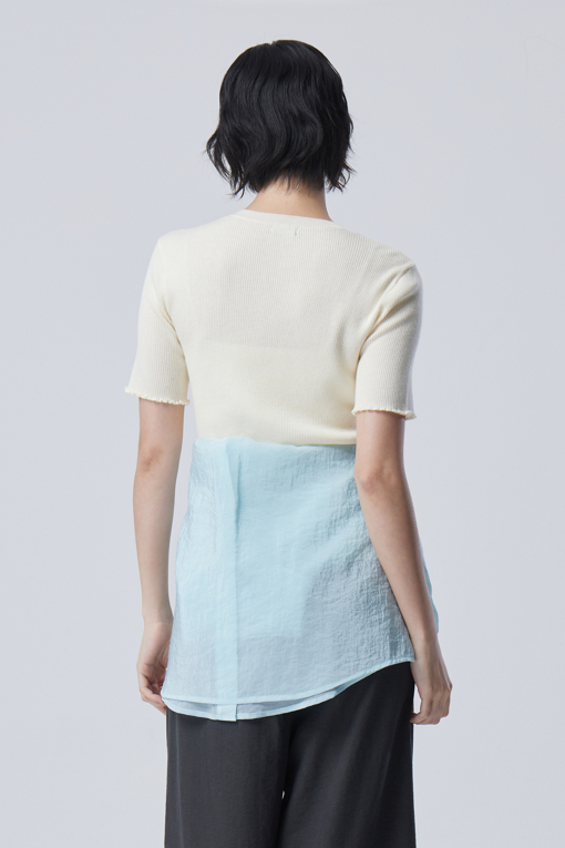 https://img.benettonmall.com/PARTS/KB/26F/BAKP32641IV_MB_D1.jpg?cb=1788777022