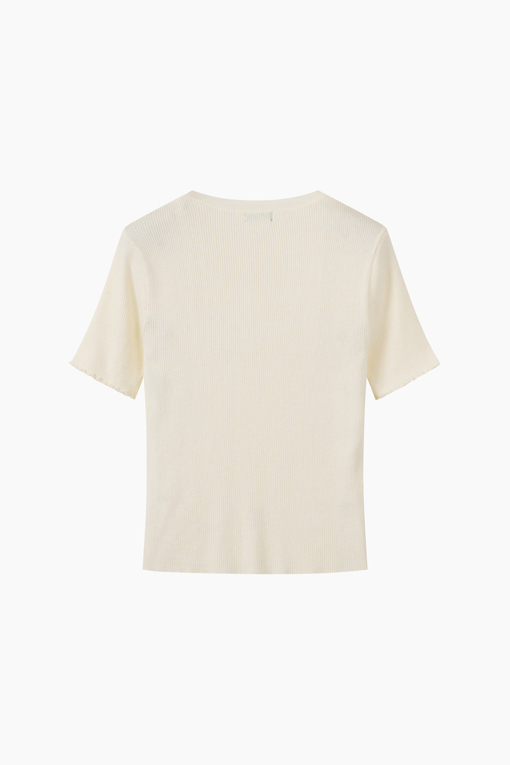 https://img.benettonmall.com/PARTS/KB/26F/BAKP32641IV_MB_D11.jpg?cb=1788777022