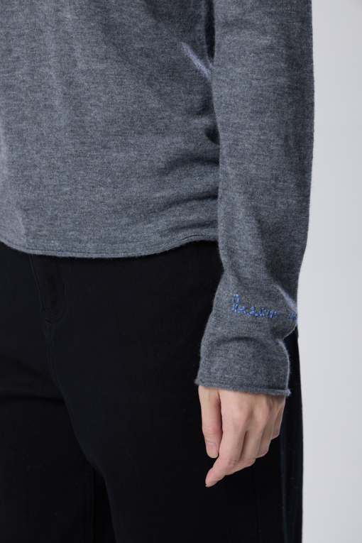 https://img.benettonmall.com/PARTS/KB/26F/BAKP50661GR_MB_M4.jpg?cb=1788777022