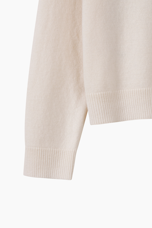 https://img.benettonmall.com/PARTS/KB/26F/BAKP56661IV_MB_D3.jpg