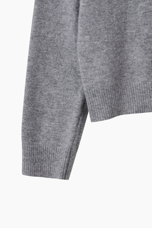 https://img.benettonmall.com/PARTS/KB/26F/BAKP56661MG_MB_D3.jpg