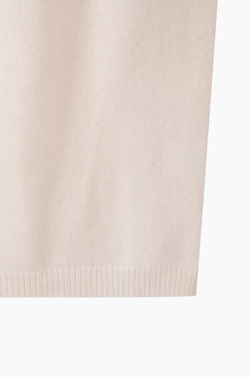 https://img.benettonmall.com/PARTS/KB/26F/BAKP59661IV_MB_D4.jpg