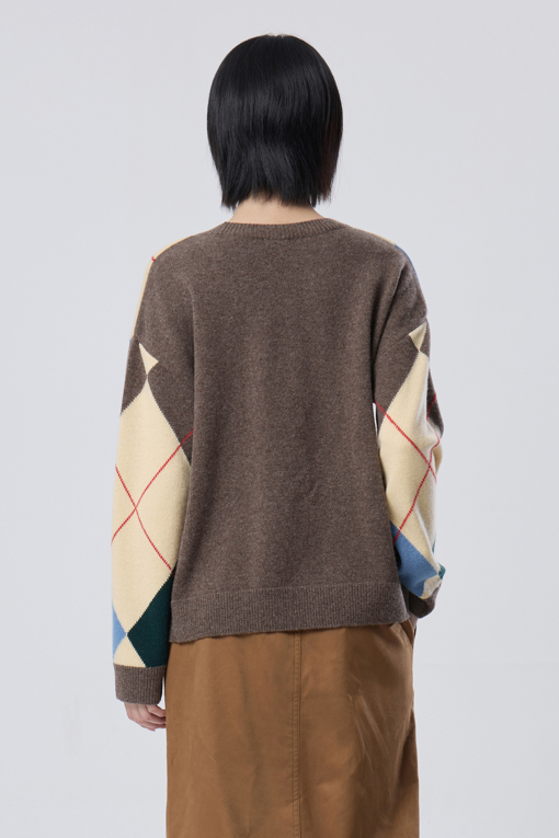 https://img.benettonmall.com/PARTS/KB/26F/BAKP71661BR_MB_M1.jpg?cb=1788777022