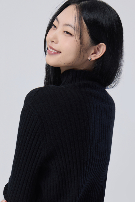 https://img.benettonmall.com/PARTS/KB/26F/BAKPE1661BK_MB_M3.jpg?cb=1788777022